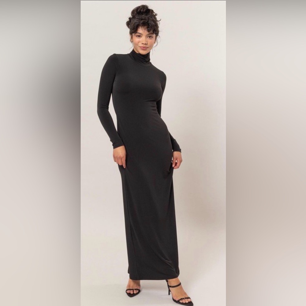 Double Zero Classic Black Long Sleeve Dress